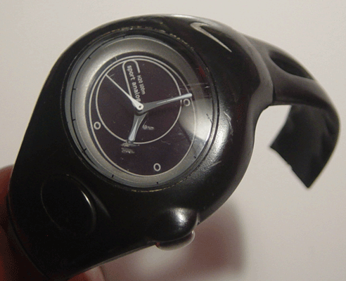 nike-sports-analog-watch